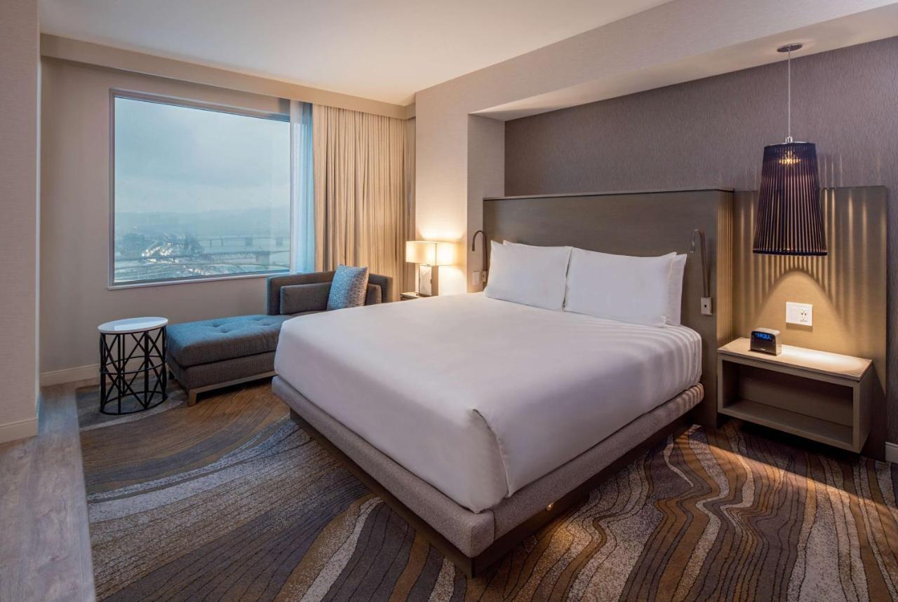 Hyatt Regency Portland At The Oregon Convention Center Esterno foto